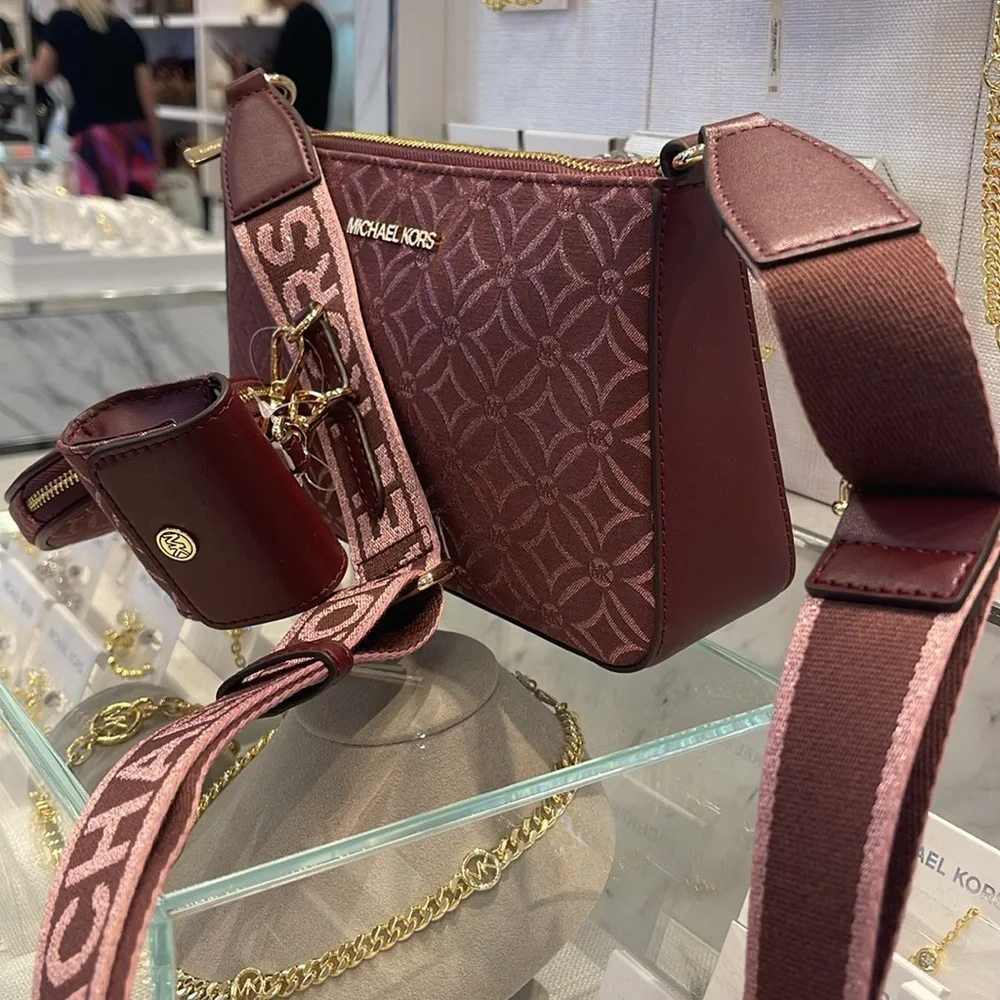 MICHAEL KORS Jet Set Travel Small Logo Jacquard Crossbody With Tech Attach -